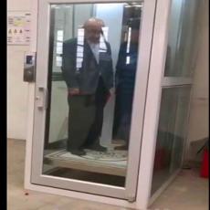 家用電梯（安全光幕、防壓觸板）